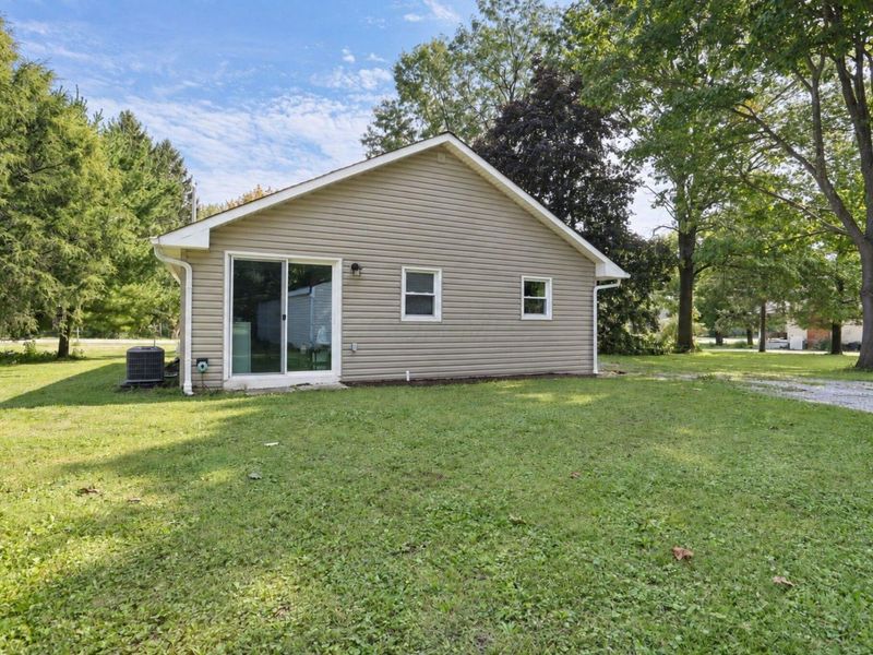 9290 Mink Street SW, Etna, OH 43062 Photo 3
