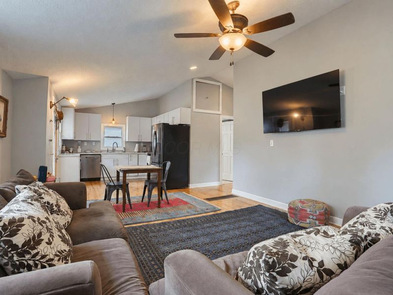 9290 Mink Street SW, Etna, OH 43062 Photo 7