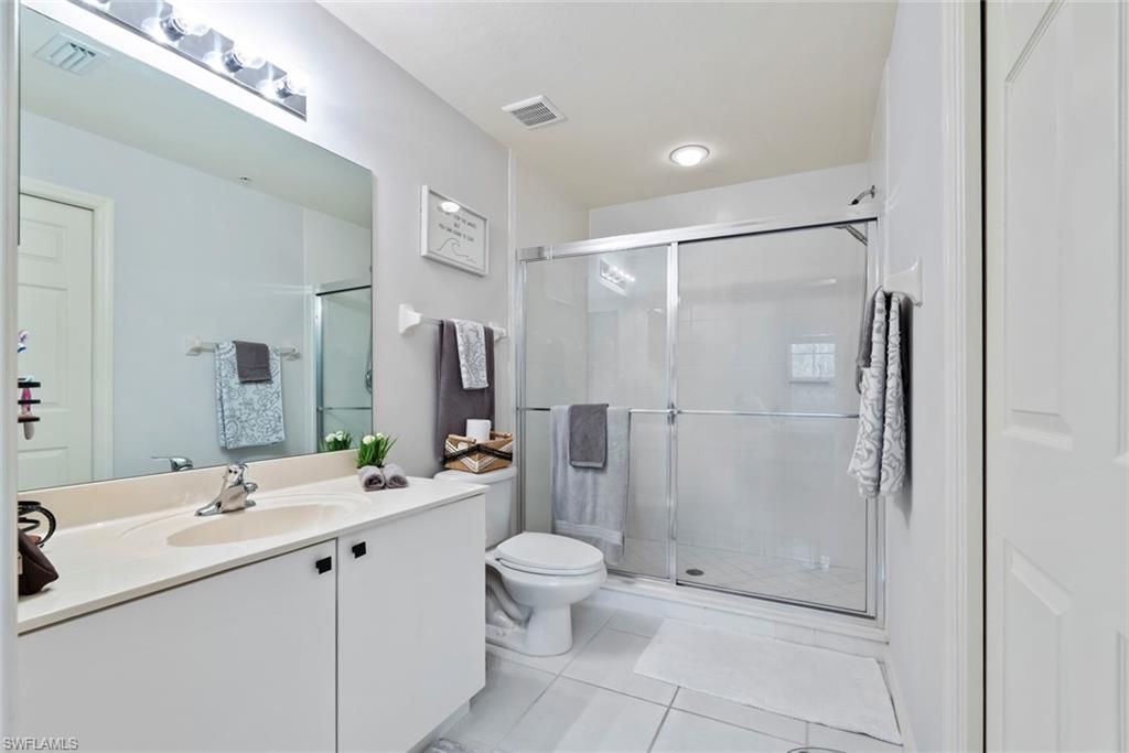 4450 Botanical Place Cir , Unit 303, Naples, FL 34112 Photo