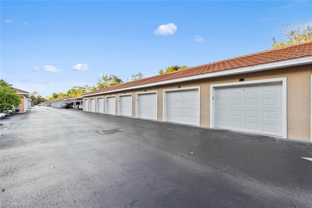 4450 Botanical Place Cir , Unit 303, Naples, FL 34112 Photo