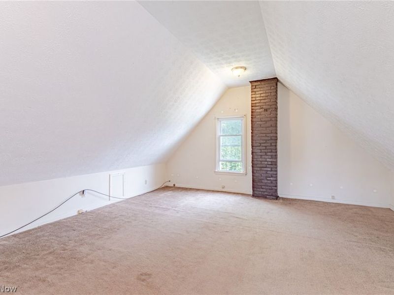 9913 Rosehill Avenue, Cleveland, OH 44104 Photo 20
