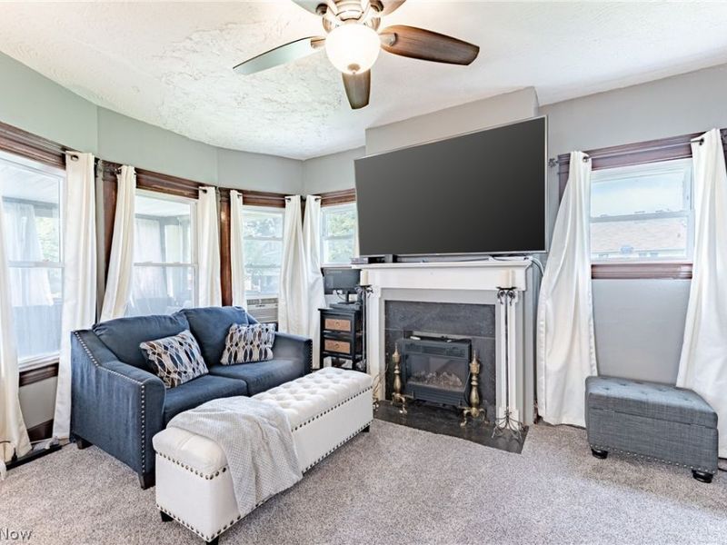 9913 Rosehill Avenue, Cleveland, OH 44104 Photo 5