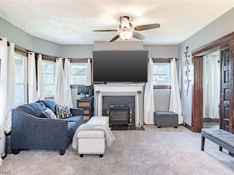 9913 Rosehill Avenue, Cleveland, OH 44104 Photo 6