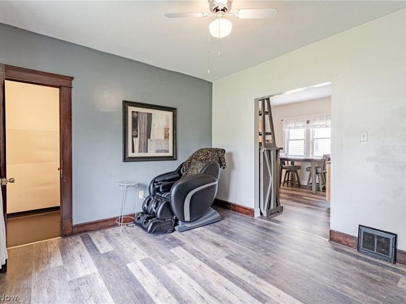 9913 Rosehill Avenue, Cleveland, OH 44104 Photo 8
