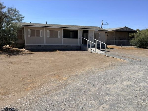 1801 W Irons Street , Pahrump, NV 89048