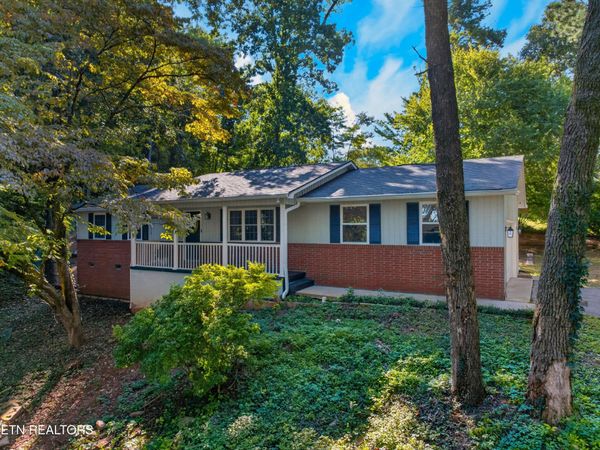 536 Chisholm Tr, Knoxville, TN 37919