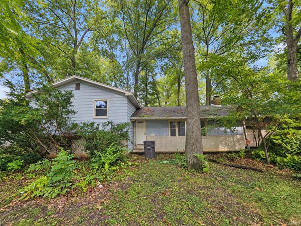 4610 Teakwood Drive, Fort Wayne, IN 46835