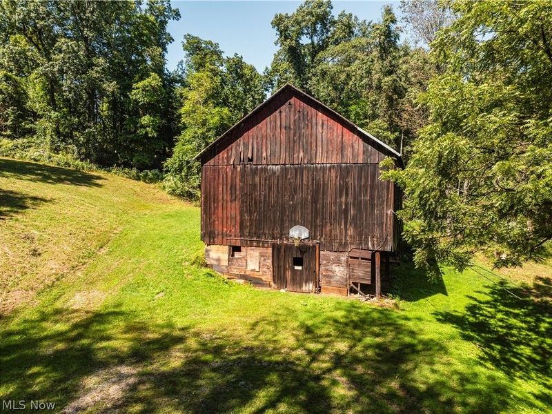 10261 Fiat Road, Baltic, OH 43804 Photo 13