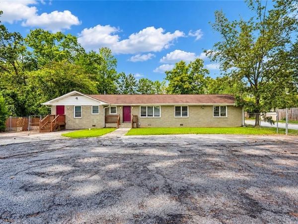 2561 Jerome Road , Atlanta, GA 30349