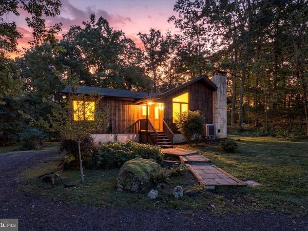 536 SPRING MOUNT ROAD, SCHWENKSVILLE, PA 19473