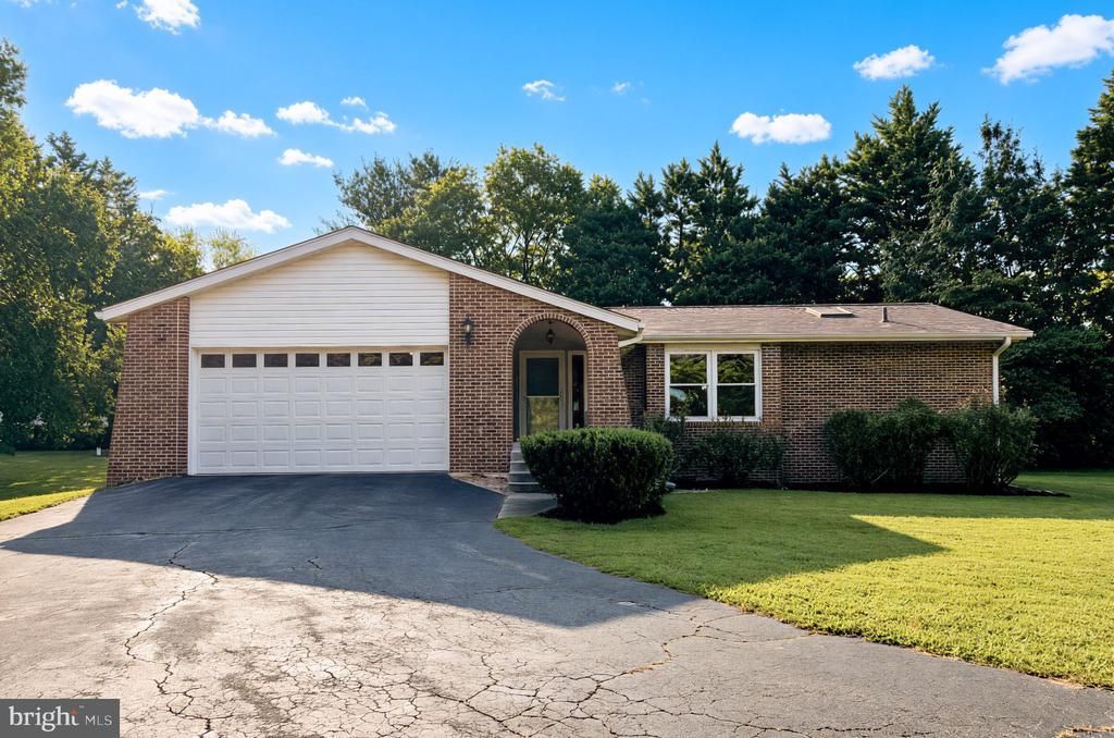 6430 DANT DRIVE , OWINGS, MD 20736