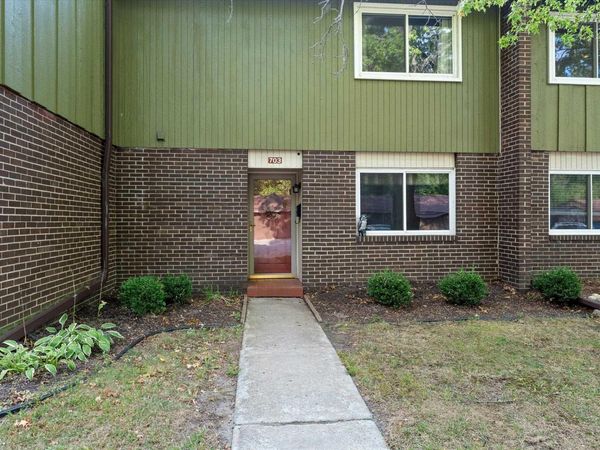 2500 Topsfield Road, Unit 703, South Bend, IN 46614