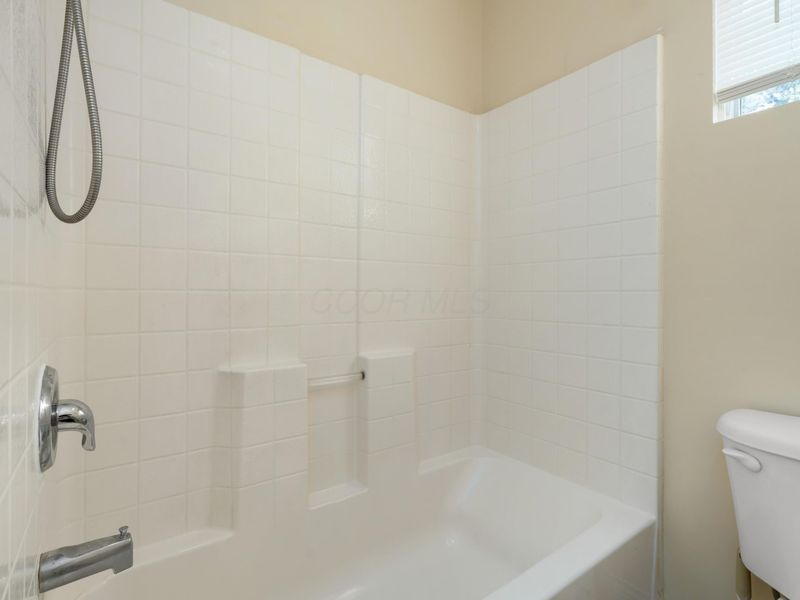 2678 Patenson Drive, Columbus, OH 43219 Photo 32