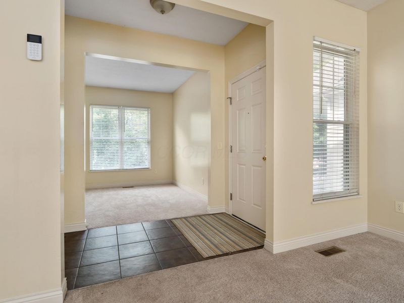 2678 Patenson Drive, Columbus, OH 43219 Photo 8