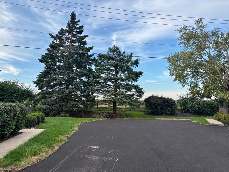 2566 Trotterslane Drive, Columbus, OH 43235 Photo 28