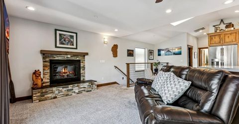 2025 Garmish Court, South Lake Tahoe, CA 96150 Photo
