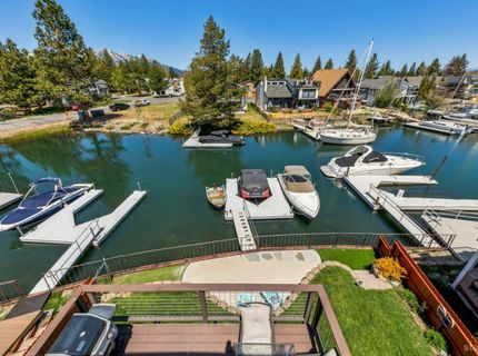 2025 Garmish Court, South Lake Tahoe, CA 96150 Photo