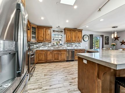 2025 Garmish Court, South Lake Tahoe, CA 96150 Photo
