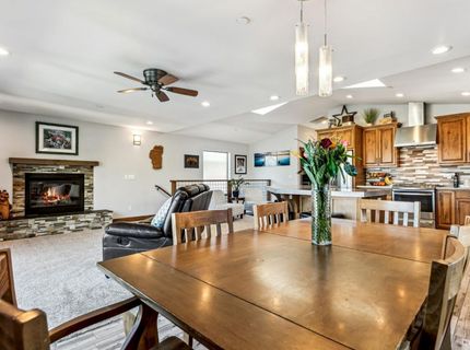 2025 Garmish Court, South Lake Tahoe, CA 96150 Photo