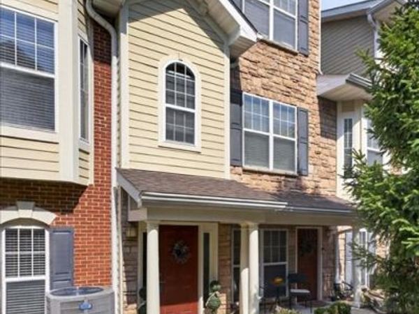 2630 McKnight Crossing Court , St Louis, MO 63124