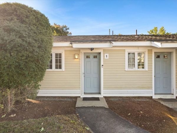 14 Nancy Rd, Unit 1, Easton, MA 02375