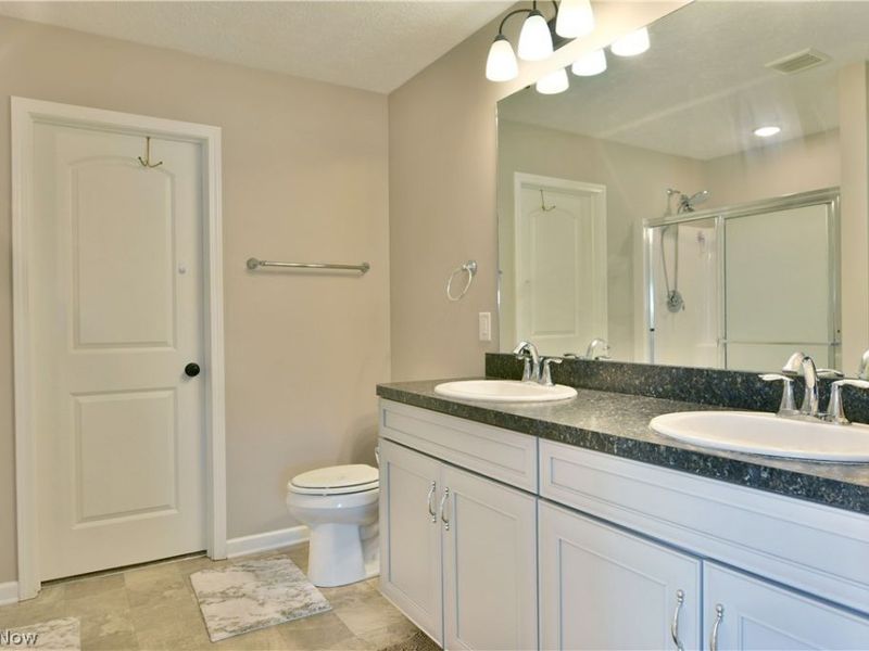 987 Hawkin Lane, Aurora, OH 44202 Photo 34
