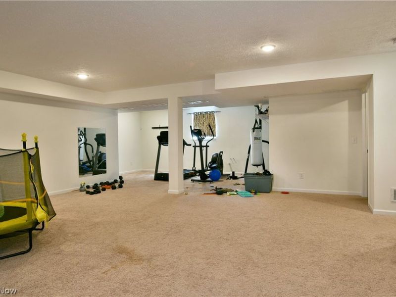 987 Hawkin Lane, Aurora, OH 44202 Photo 49