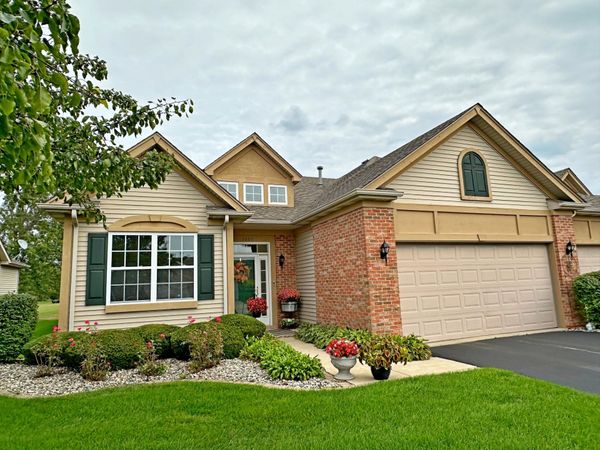 1601 Schaller Lane , Dyer, IN 46311
