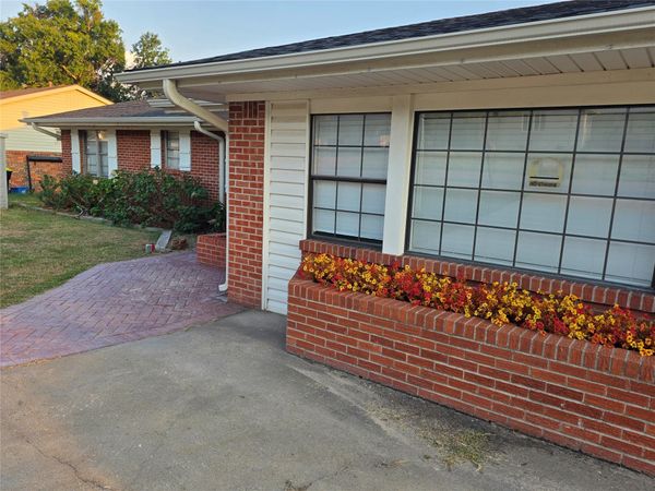 1917 E 11 Street, Ada, OK 74820