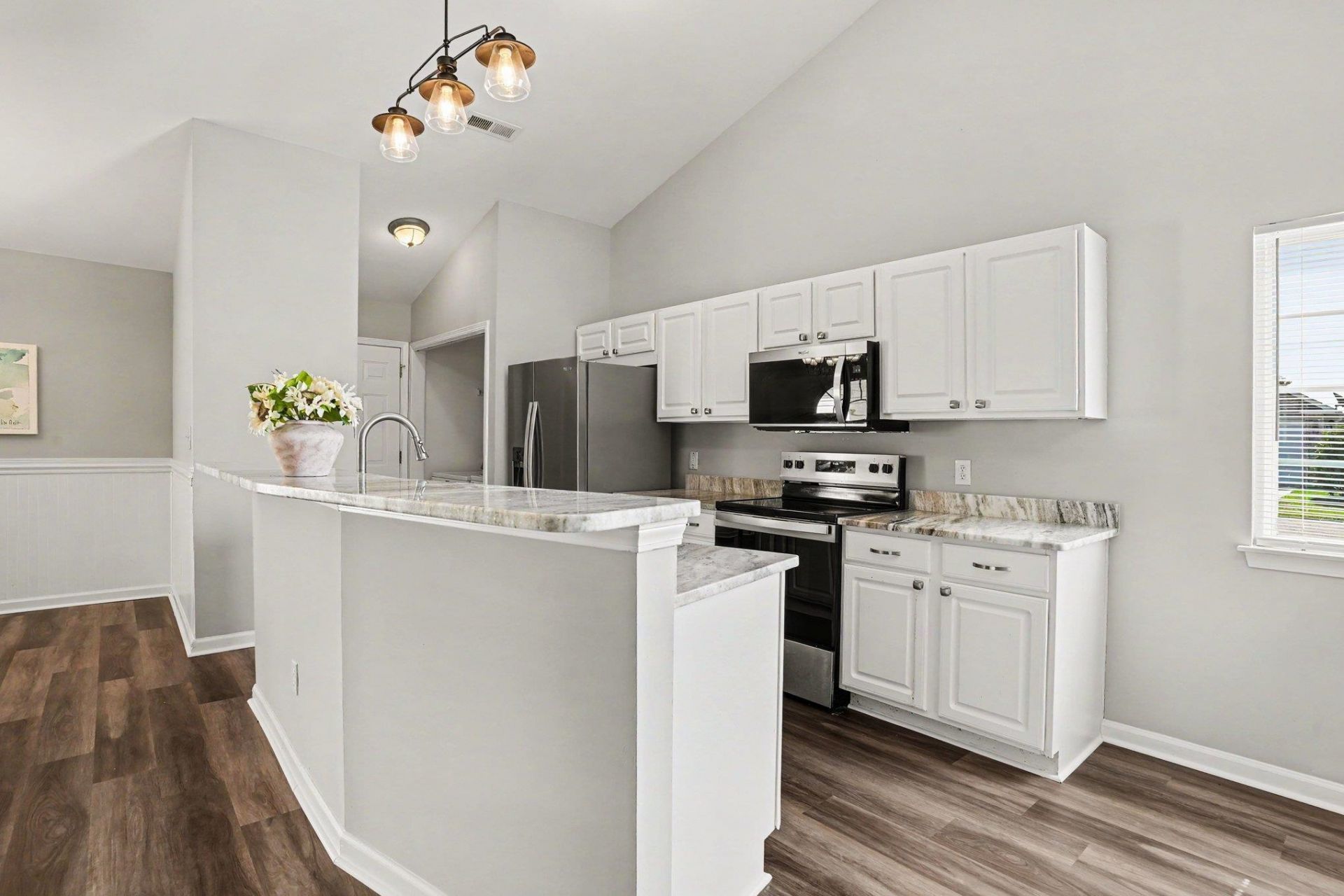 7101 Excalaber Ct. Photo 12