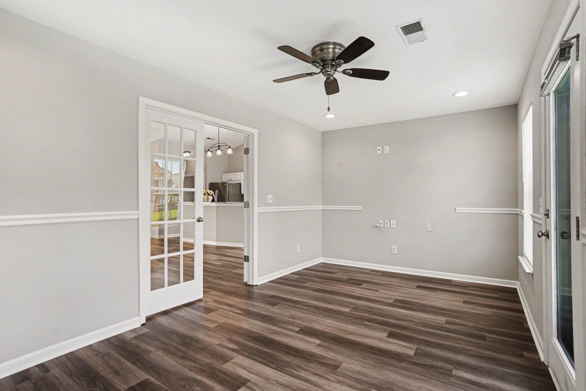 7101 Excalaber Ct. Photo 19
