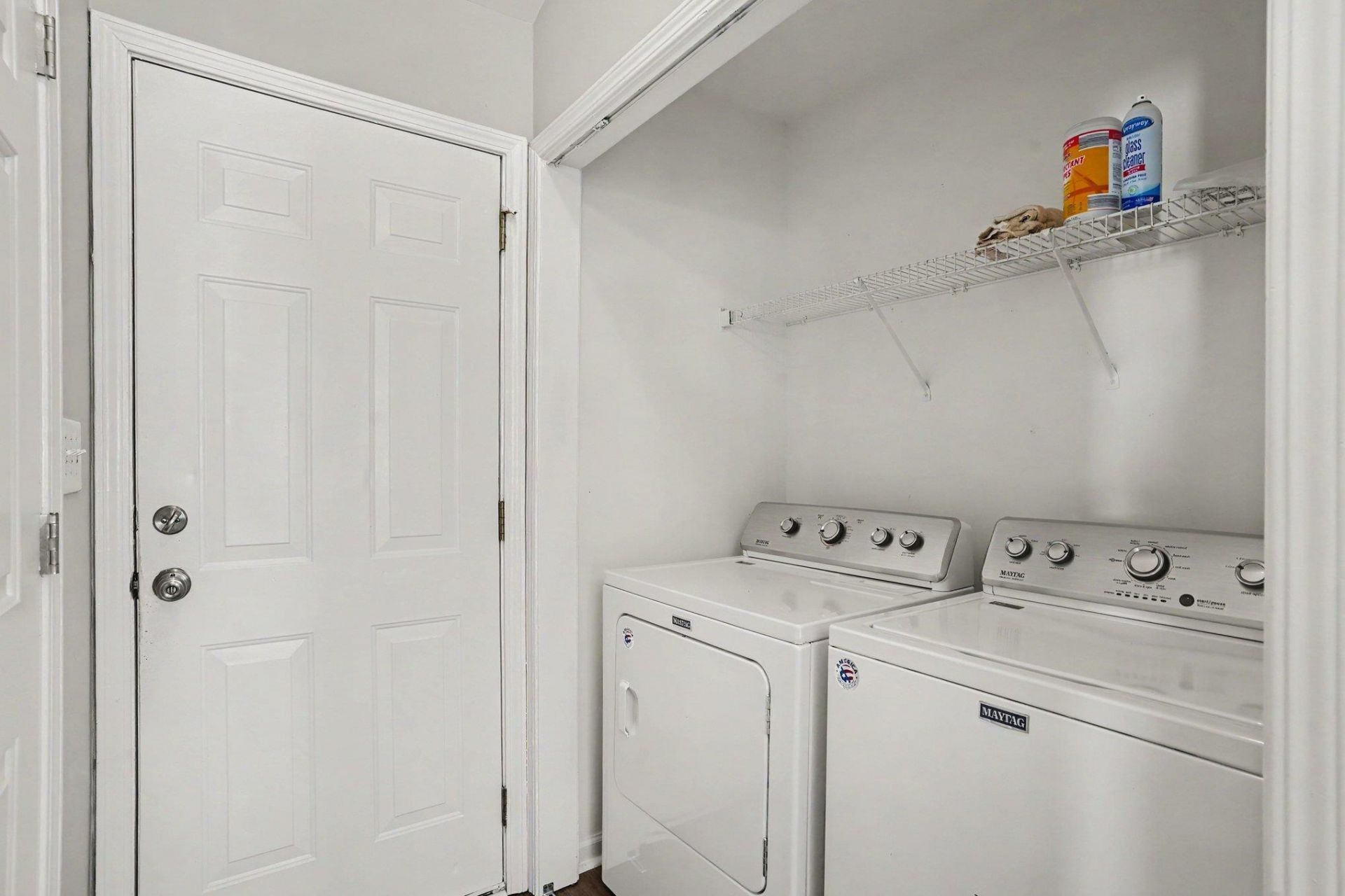 7101 Excalaber Ct. Photo 26