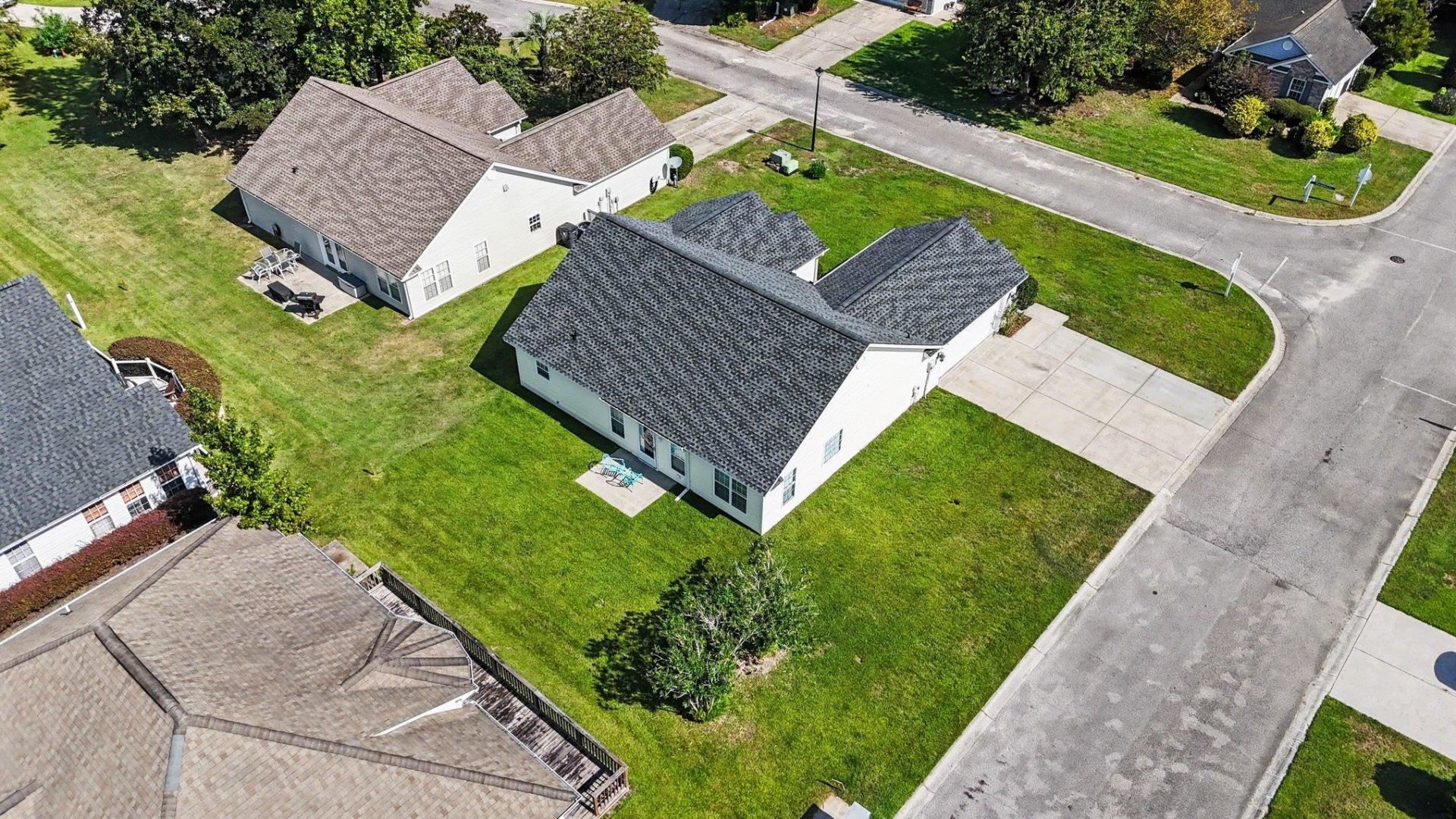 7101 Excalaber Ct. Photo 46