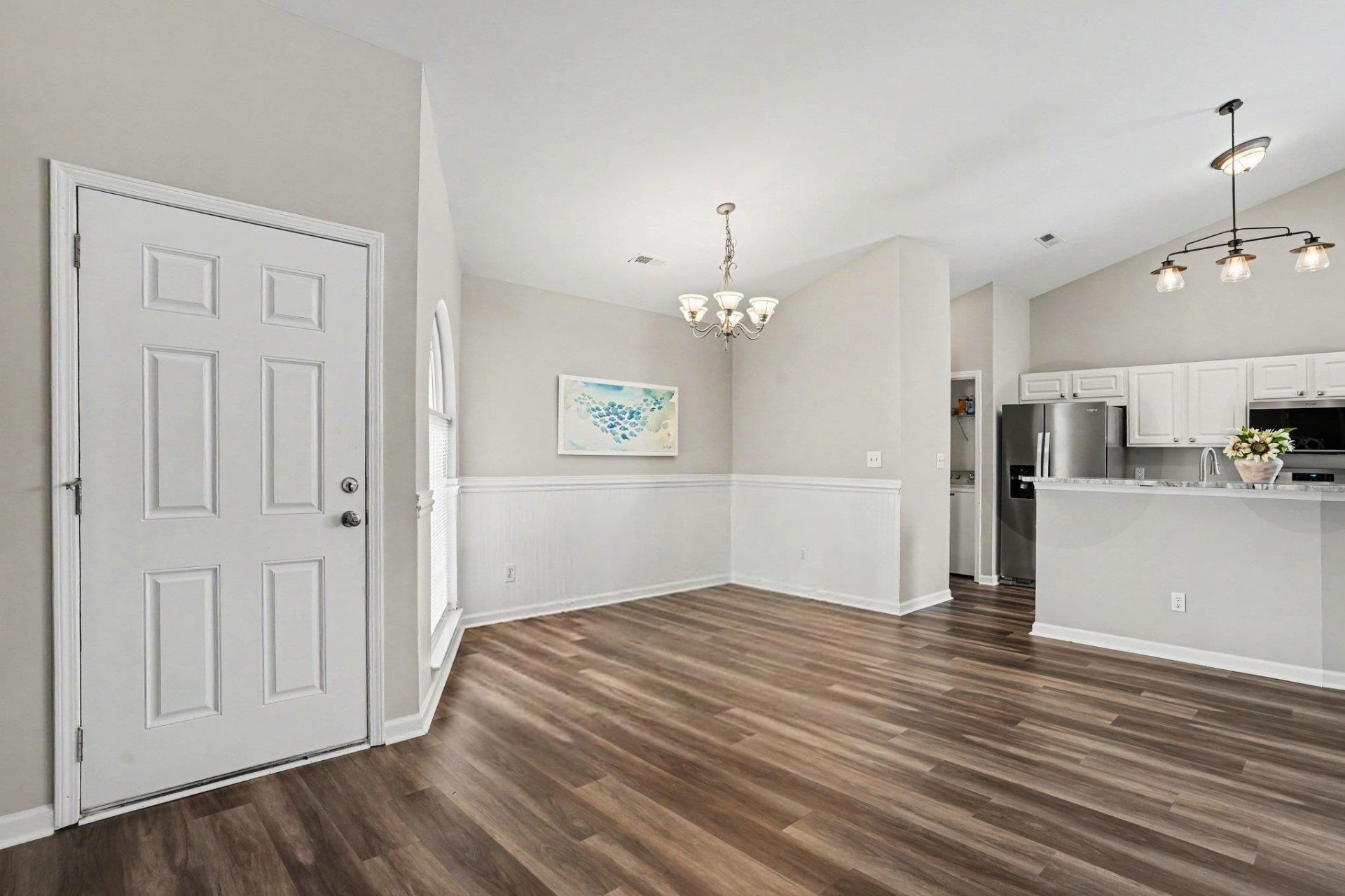 7101 Excalaber Ct. Photo 5