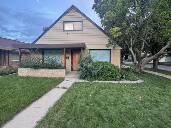 4100 N 62nd STREET, Milwaukee, WI 53216