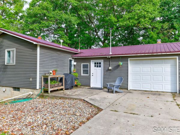 5870 Montcalm Avenue NE, Belding, MI 48809