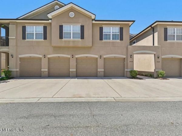 12301 KERNAN FOREST Boulevard, Unit 302, Jacksonville, FL 32225