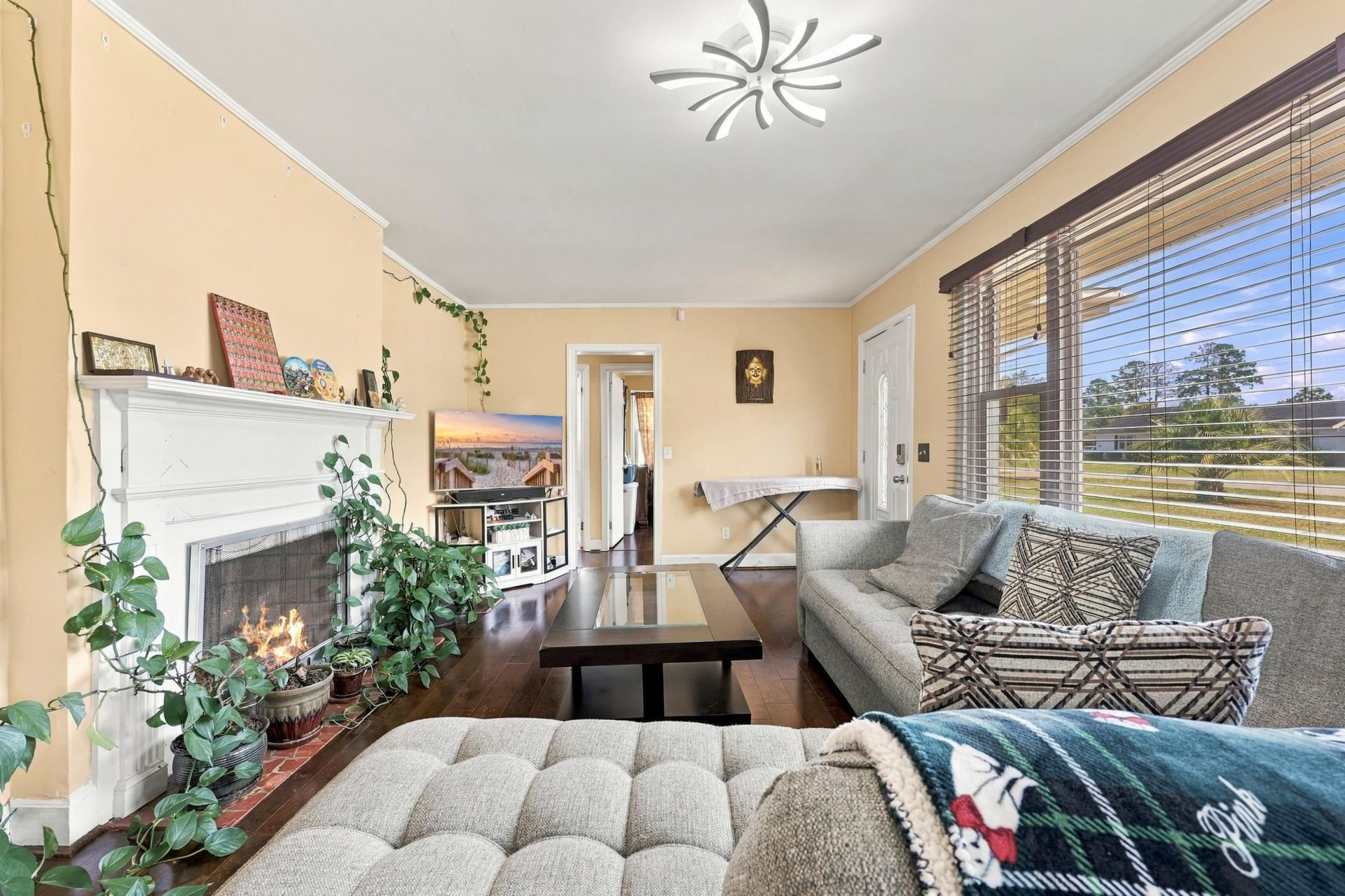 408 South Cedar Ave.  Photo 9