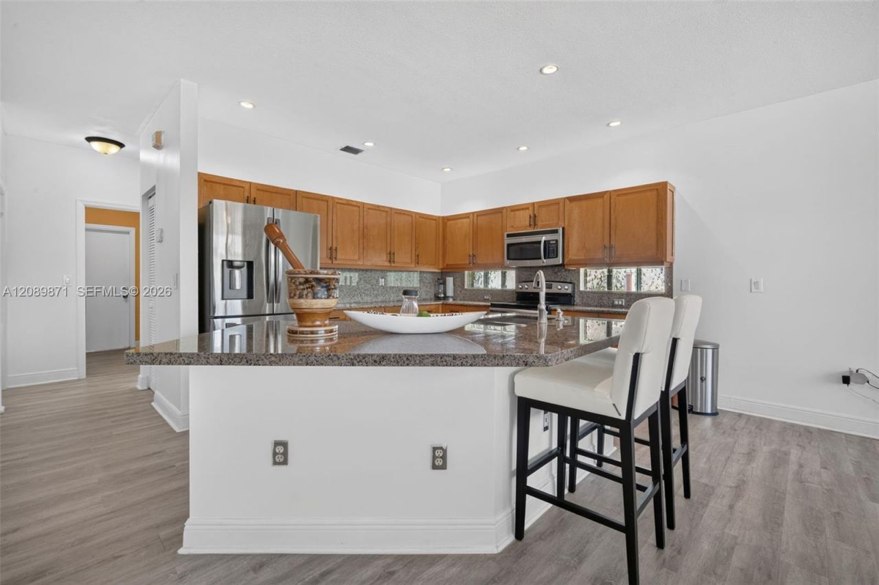 3379 SW 173rd Ter, Miramar, FL 33029 Photo