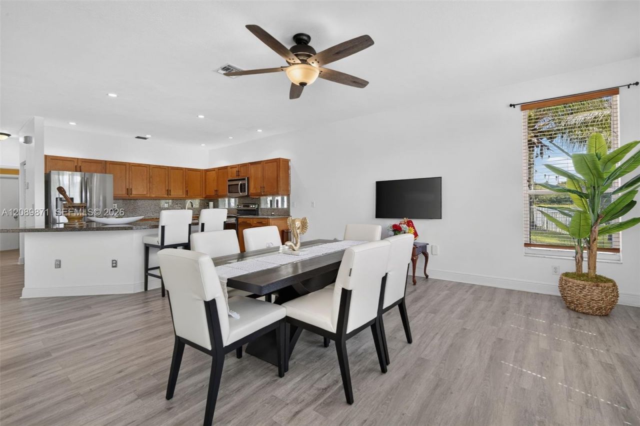 3379 SW 173rd Ter, Miramar, FL 33029 Photo