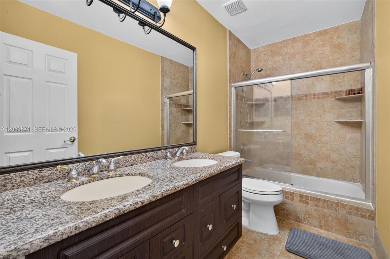3379 SW 173rd Ter, Miramar, FL 33029 Photo