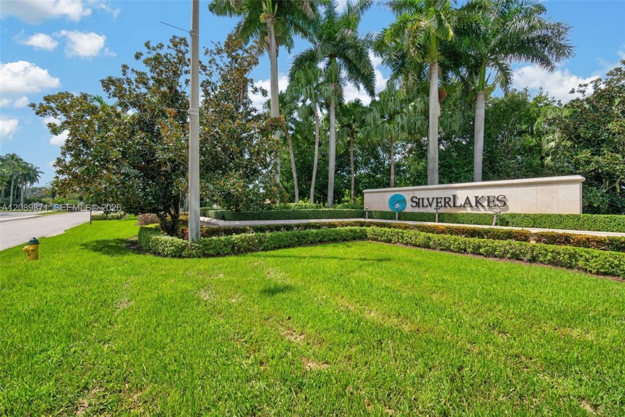 3379 SW 173rd Ter, Miramar, FL 33029 Photo