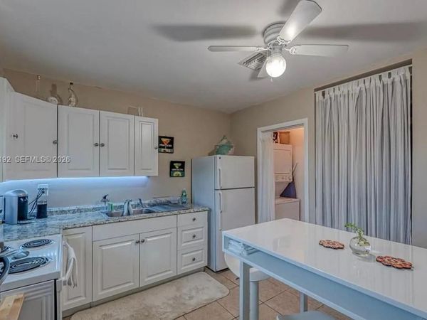 1411 NW 10th St , Unit F, Dania Beach, FL 33004
