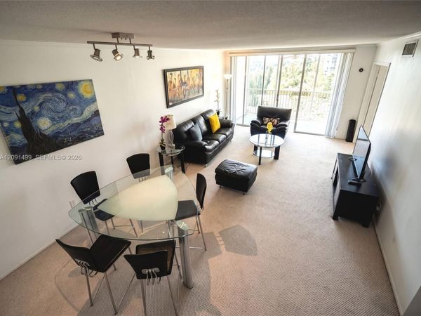 2681 S Course Dr, Unit 511, Pompano Beach, FL 33069