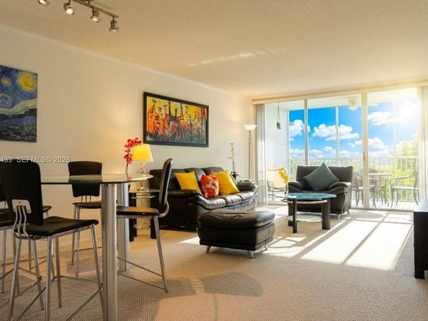 2681 S Course Dr, Unit 511, Pompano Beach, FL 33069