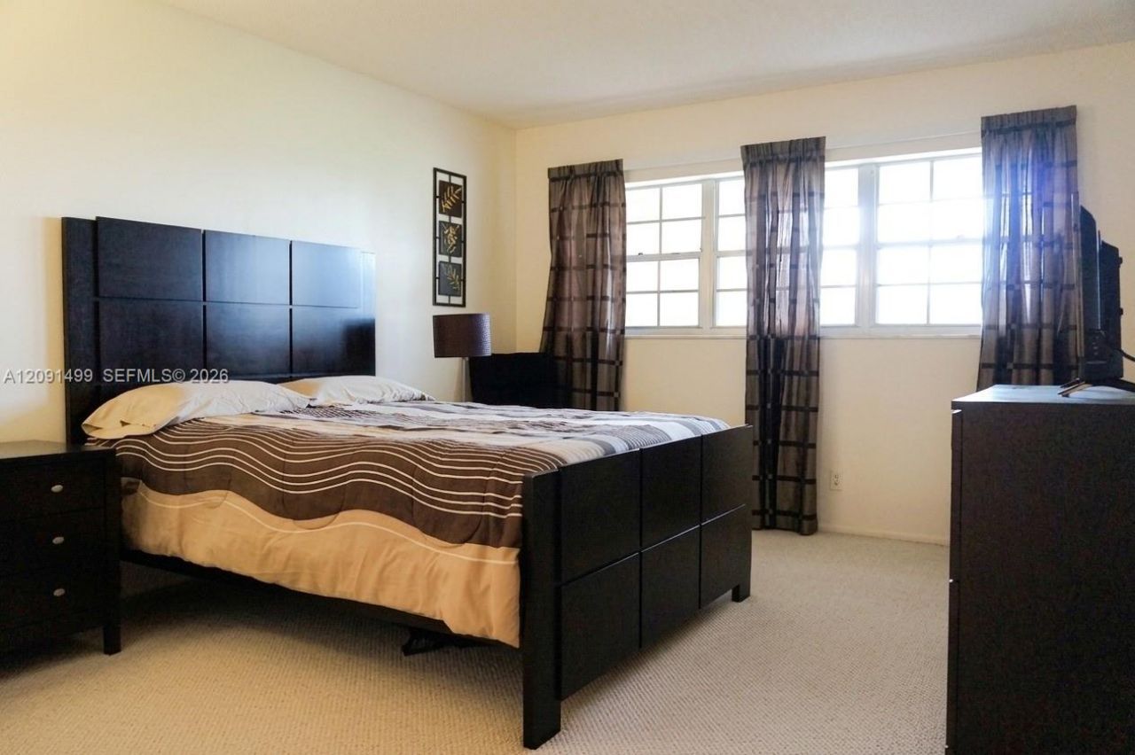 2681 S Course Dr, Unit 511, Pompano Beach, FL 33069 Photo