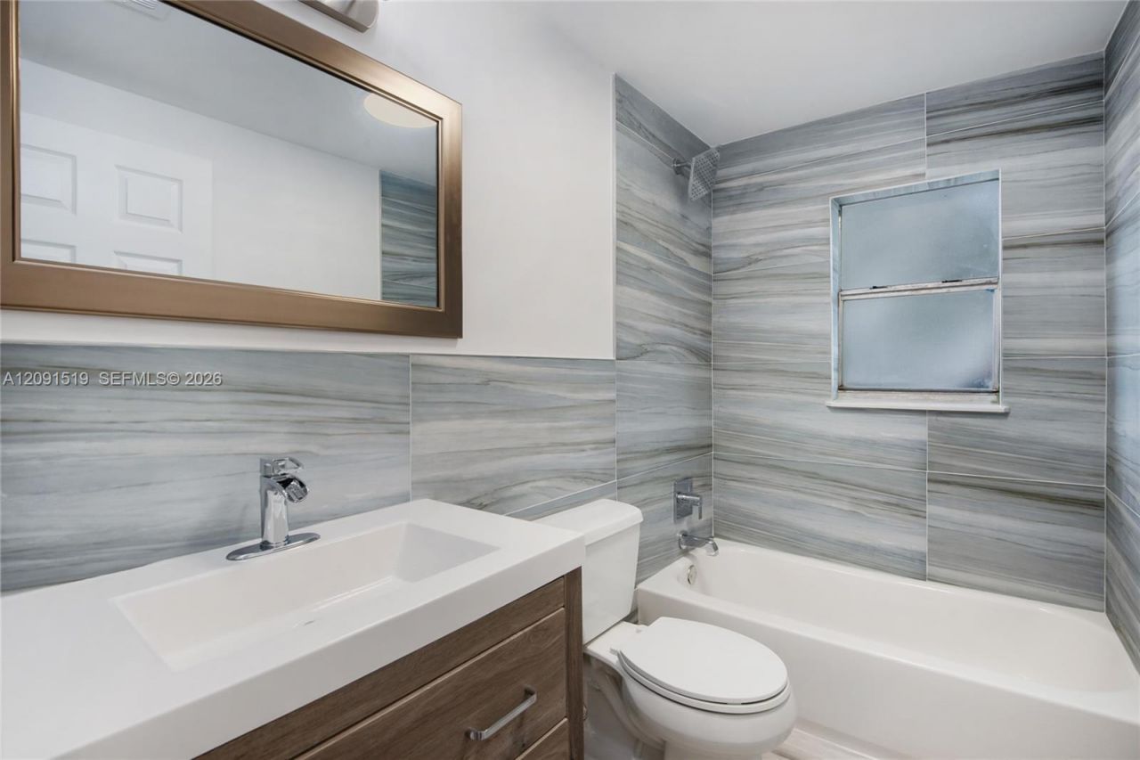 522 NW 47th Ter, Miami, FL 33127 Photo