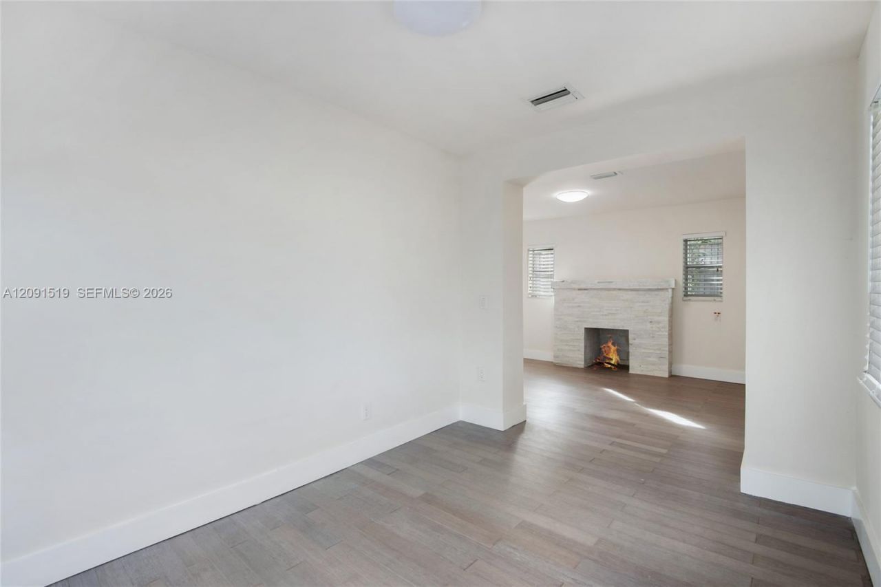 522 NW 47th Ter, Miami, FL 33127 Photo