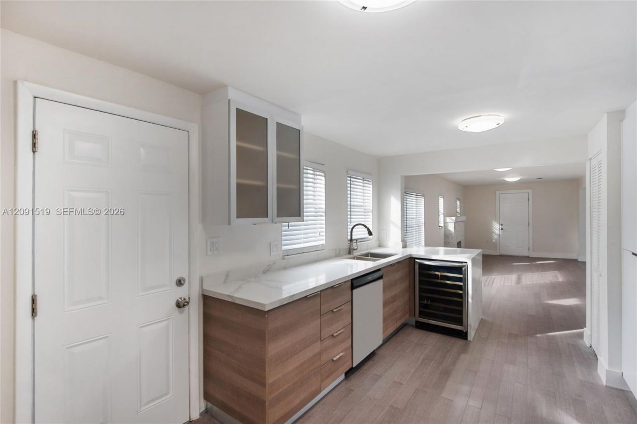 522 NW 47th Ter, Miami, FL 33127 Photo