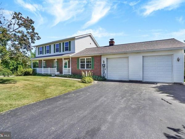 187 E SCARBOROUGH FARE , STEWARTSTOWN, PA 17363